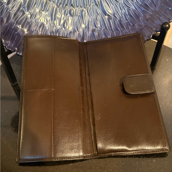 Longchamp Black Leather Button Wallet - Picture 5 of 7